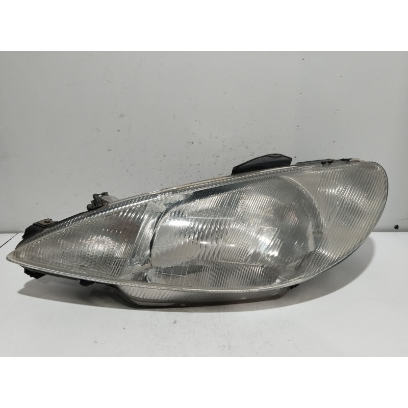 Recambio de faro izquierdo para peugeot 206 hatchback (2a/c) 1.1 i referencia OEM IAM 9640559580  