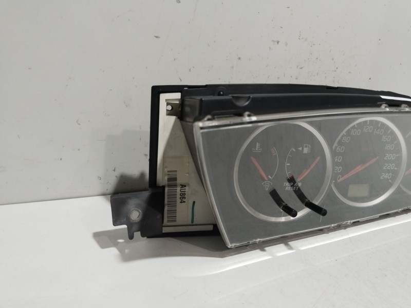 Recambio de cuadro instrumentos para nissan primera hatchback (p12) 1.8 referencia OEM IAM AU864  