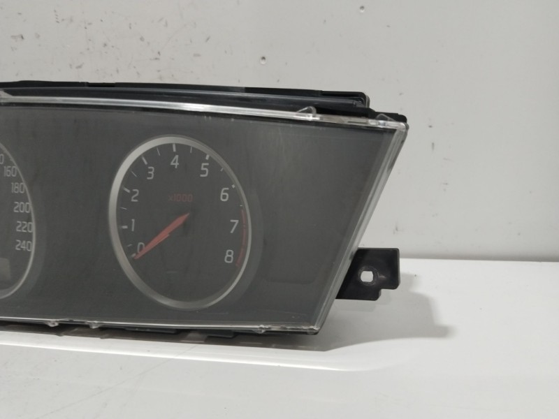 Recambio de cuadro instrumentos para nissan primera hatchback (p12) 1.8 referencia OEM IAM AU864  