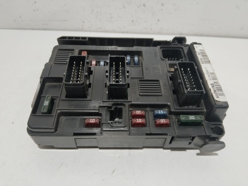Recambio de caja reles / fusibles para peugeot 206 hatchback (2a/c) 1.1 i referencia OEM IAM 9643498980   Recambio de caja reles / fusibles para peugeot 206 hatchback (2a/c) 1.1 i referencia OEM IAM 9643498980