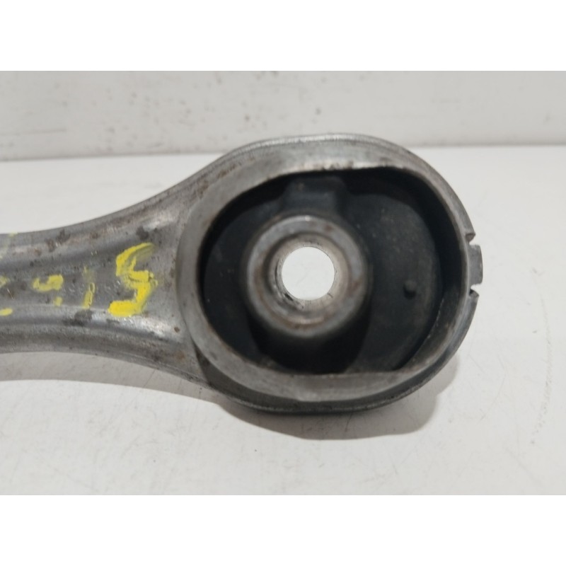 Recambio de soporte motor trasero para dacia sandero ii tce 90 (b8m1, b8ma) referencia OEM IAM 112381035R  