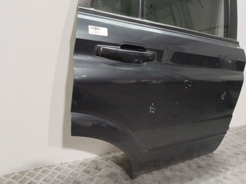 Recambio de puerta trasera izquierda para ssangyong kyron 2.0 xdi referencia OEM IAM 6301109A10  