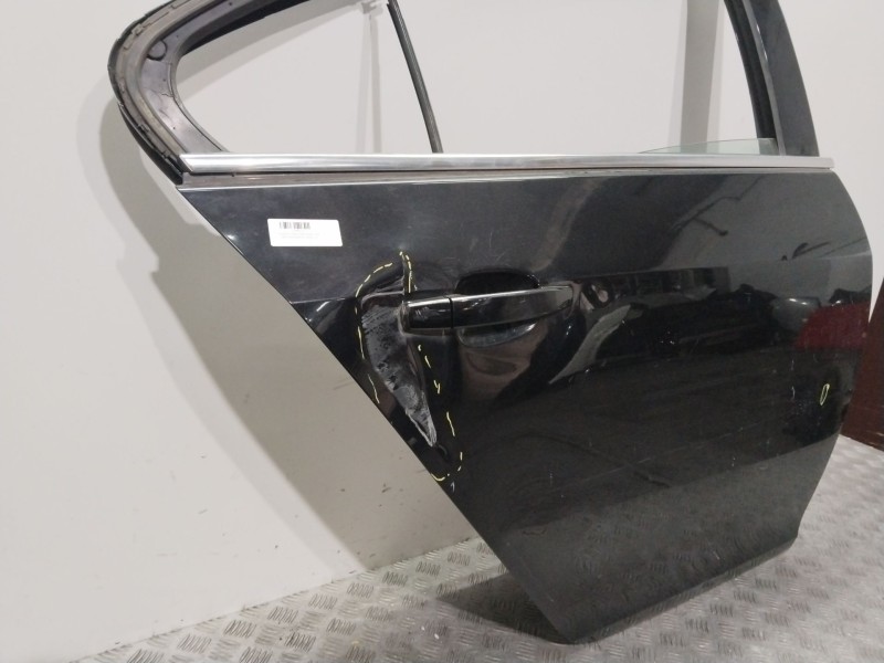 Recambio de puerta trasera derecha para opel insignia a (g09) 1.8 (68) referencia OEM IAM 13274123 NEGRO 