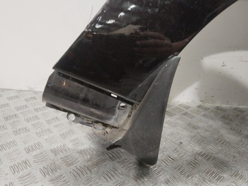 Recambio de aleta delantera derecha para kia opirus (gh) 3.5 referencia OEM IAM 663113F100  NEGRO