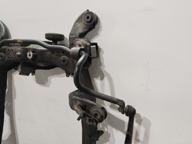 Recambio de puente delantero para opel astra h sedán (a04) 1.7 cdti (l69) referencia OEM IAM    Recambio de puente delantero para opel astra h sedán (a04) 1.7 cdti (l69) referencia OEM IAM