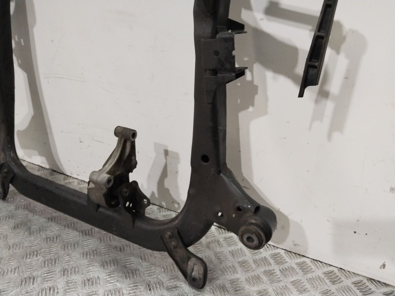Recambio de puente delantero para opel astra h sedán (a04) 1.7 cdti (l69) referencia OEM IAM    Recambio de puente delantero para opel astra h sedán (a04) 1.7 cdti (l69) referencia OEM IAM