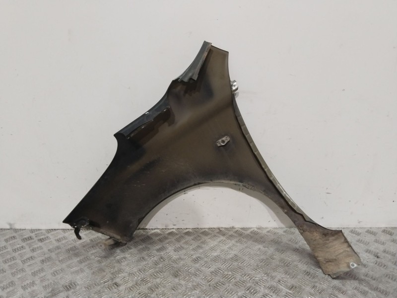 Recambio de aleta delantera derecha para nissan micra iii (k12) 1.5 dci referencia OEM IAM   