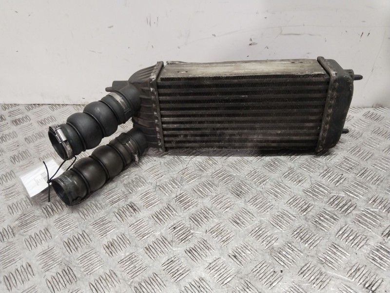 Recambio de intercooler para citroën jumpy ii furgoneta 1.6 hdi 90 16v referencia OEM IAM 0384K4  