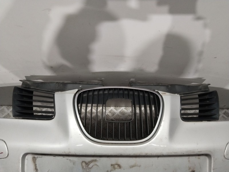 Recambio de paragolpes delantero para seat cordoba (6l2) 1.4 16v referencia OEM IAM 6L0807217DRGRU  