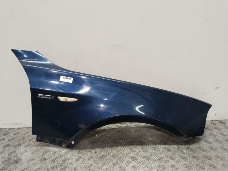 Recambio de aleta delantera derecha para bmw x3 (e83) 3.0 i xdrive referencia OEM IAM 41353403736  AZUL