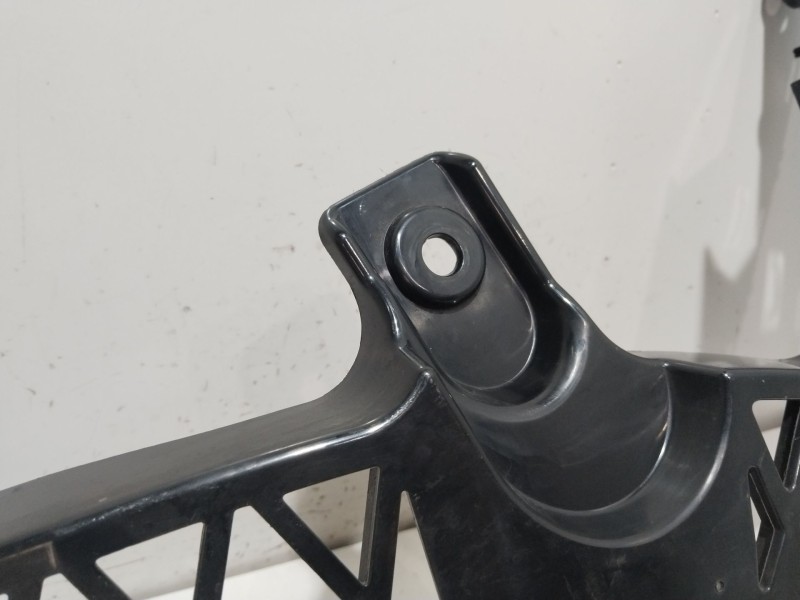 Recambio de refuerzo paragolpes trasero para mercedes-benz cla (c118) cla 200 (118.387) referencia OEM IAM A11888502  