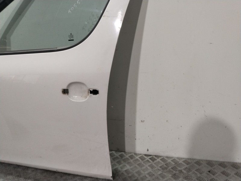 Recambio de puerta delantera izquierda para skoda roomster (5j7) 1.2 referencia OEM IAM 5J7831055  