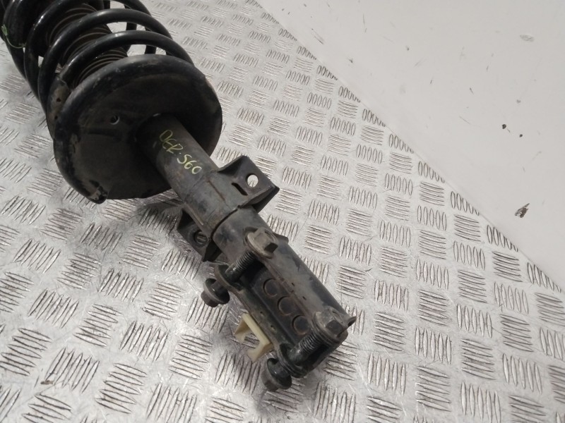 Recambio de amortiguador delantero derecho para volvo s60 berlina d5 referencia OEM IAM 8667248A  