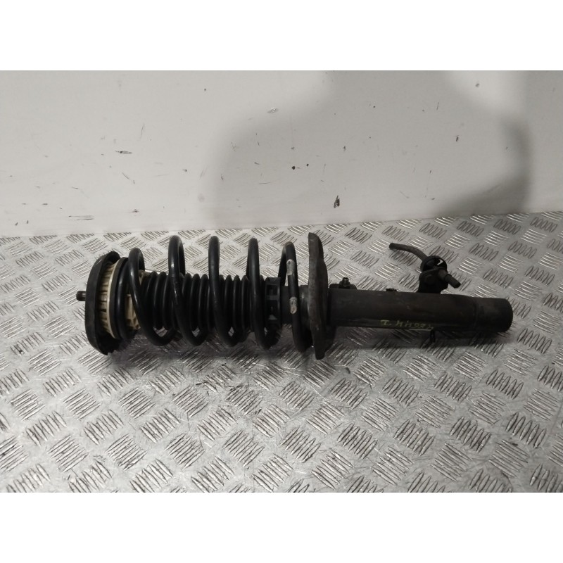 Recambio de amortiguador delantero izquierdo para peugeot 207 confort referencia OEM IAM 520857  