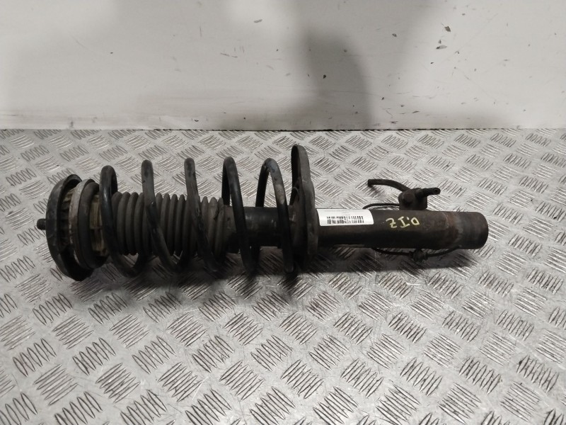 Recambio de amortiguador delantero izquierdo para peugeot 207 confort referencia OEM IAM 520857  