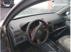 skoda fabia i (6y2) del año 2001 2