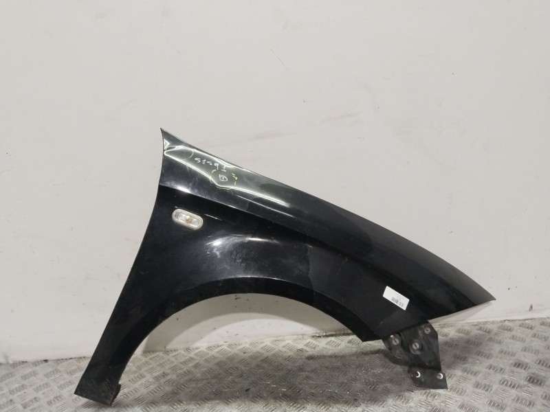 Recambio de aleta delantera derecha para seat toledo iii (5p2) 1.9 tdi referencia OEM IAM 5P0821022A  