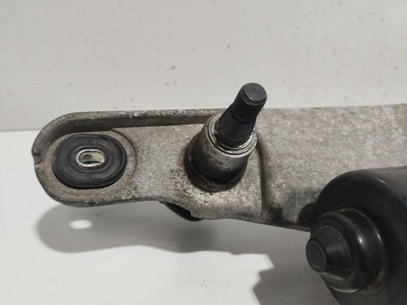 Recambio de motor limpia delantero para kia carnival / grand carnival iii (vq) 2.9 crdi referencia OEM IAM 981104D000  