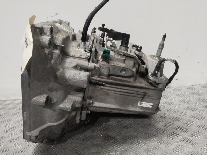 Recambio de caja cambios para dacia sandero ii 1.0 tce 90 gpf referencia OEM IAM JT4004  