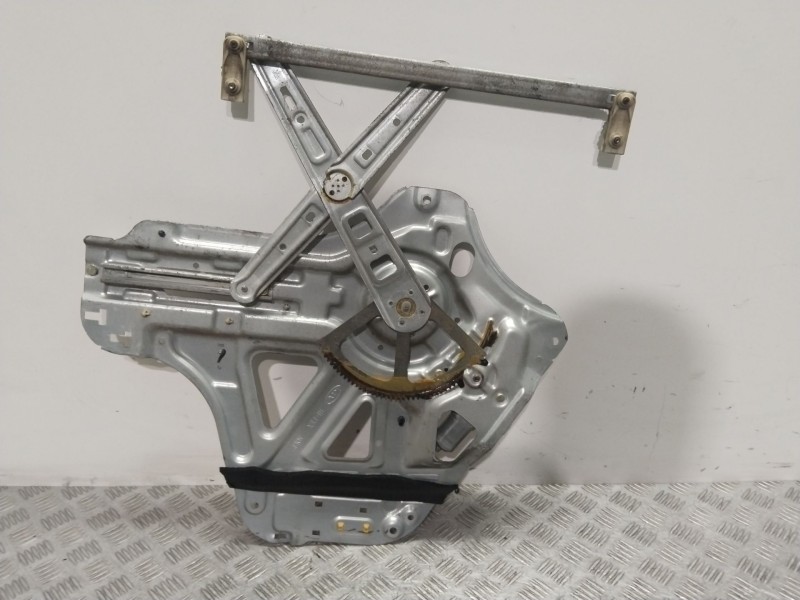 Recambio de elevalunas delantero izquierdo para kia carnival / grand carnival iii (vq) 2.9 crdi referencia OEM IAM 824014D010  