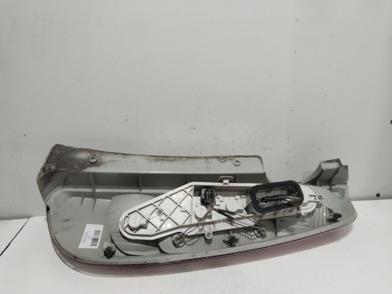 Recambio de piloto trasero izquierdo para skoda roomster (5j7) 1.2 referencia OEM IAM 5J7945111   Recambio de piloto trasero izquierdo para skoda roomster (5j7) 1.2 referencia OEM IAM 5J7945111