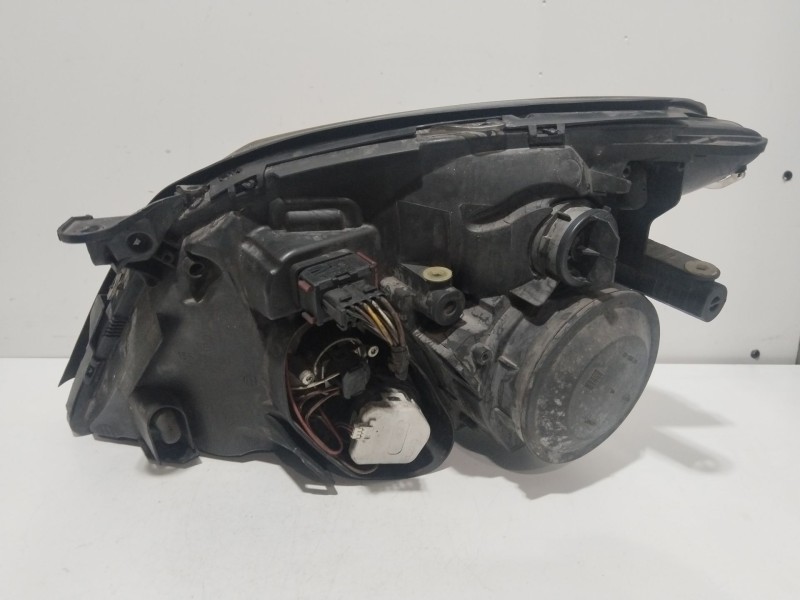 Recambio de faro derecho para opel vectra c (z02) 2.2 16v (f69) referencia OEM IAM 15588800   Recambio de faro derecho para opel vectra c (z02) 2.2 16v (f69) referencia OEM IAM 15588800