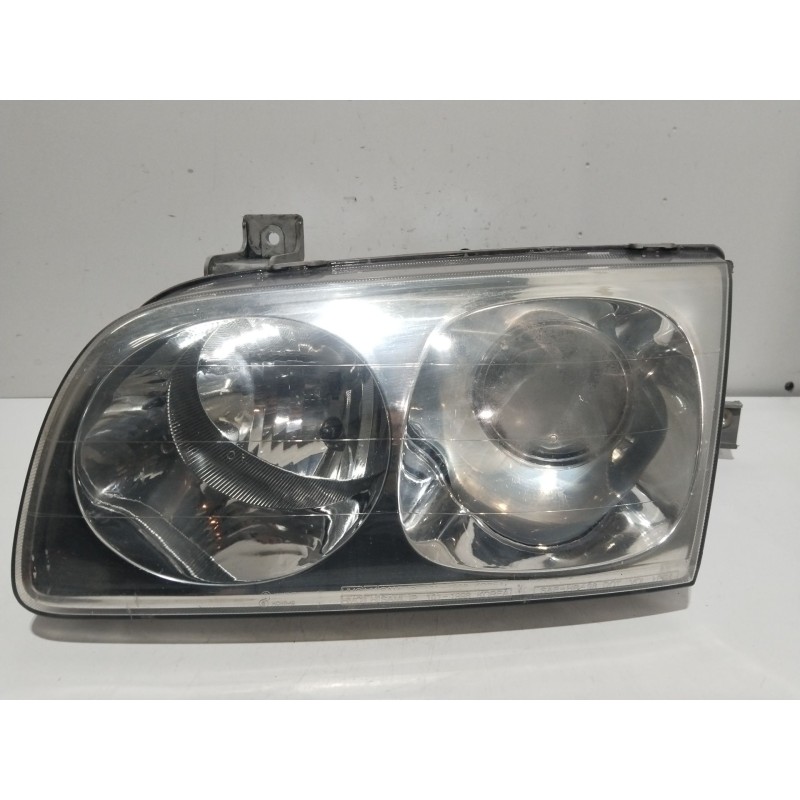 Recambio de faro izquierdo para hyundai trajet (fo) 2.0 gls referencia OEM IAM 921013AXXX  