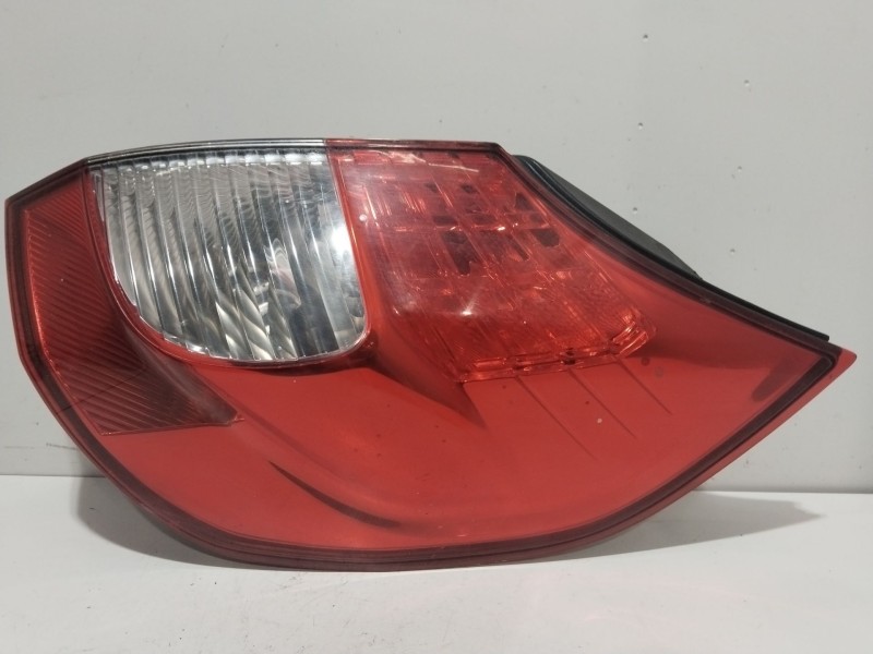 Recambio de piloto trasero derecho para renault grand scenic jmk4 referencia OEM IAM 8200474328  