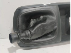 Recambio de guarnecidos palanca cambio para hyundai i30 (fd) 1.4 referencia OEM IAM 846512R041   2