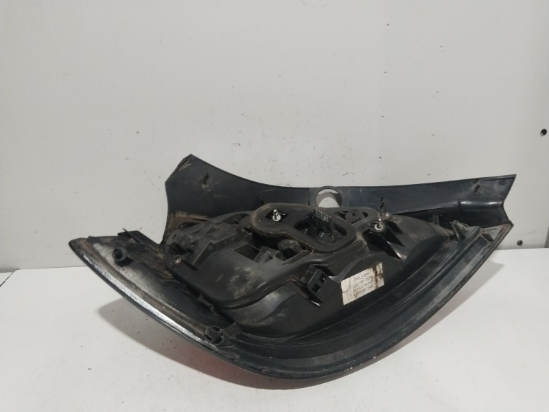 Recambio de piloto trasero derecho para opel astra h (a04) 1.6 (l48) referencia OEM IAM 13252446  
