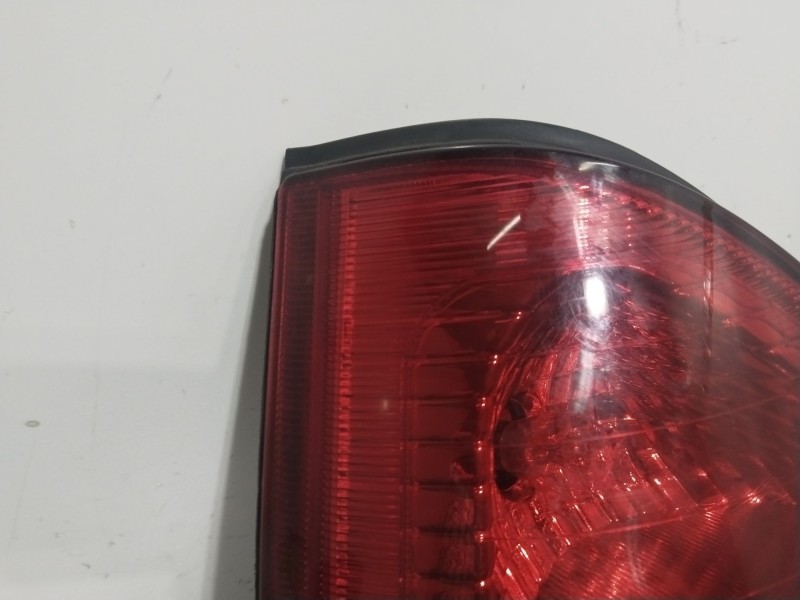 Recambio de piloto trasero izquierdo para opel zafira a monospace (t98) 2.0 dti 16v (f75) referencia OEM IAM 62280  