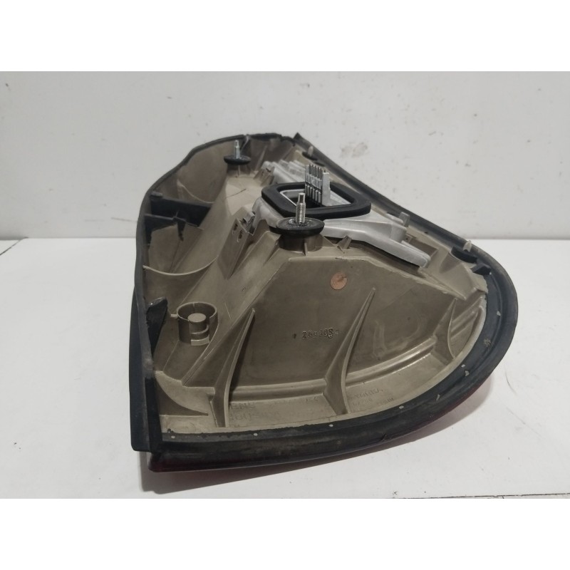 Recambio de piloto trasero izquierdo para opel zafira a monospace (t98) 2.0 dti 16v (f75) referencia OEM IAM 62280  