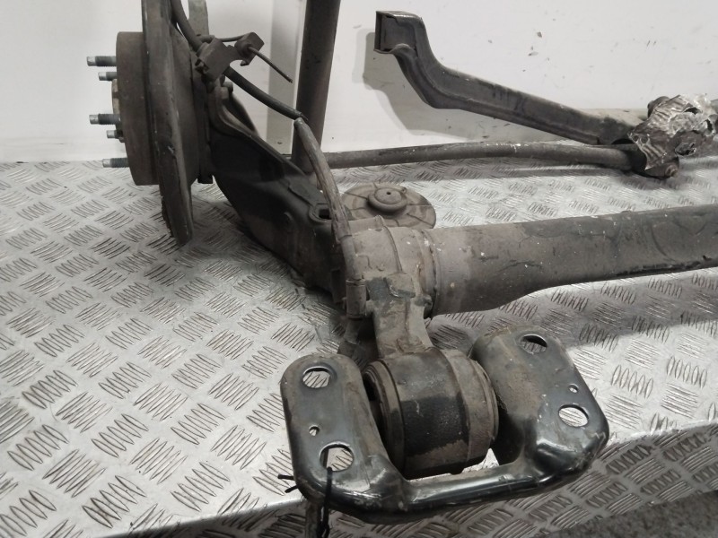 Recambio de puente trasero para opel astra h sedán (a04) 1.7 cdti (l69) referencia OEM IAM 402031  