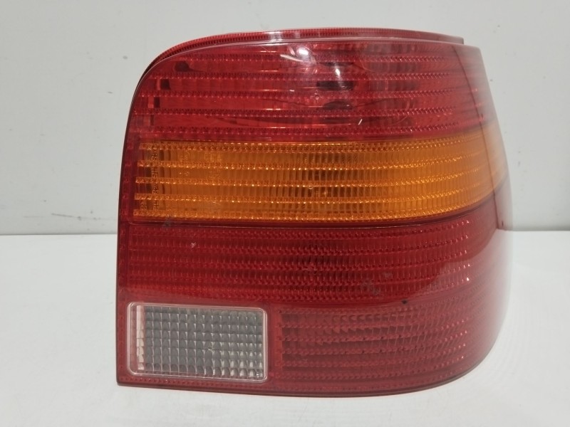 Recambio de piloto trasero derecho para volkswagen golf iv (1j1) 1.6 16v referencia OEM IAM   