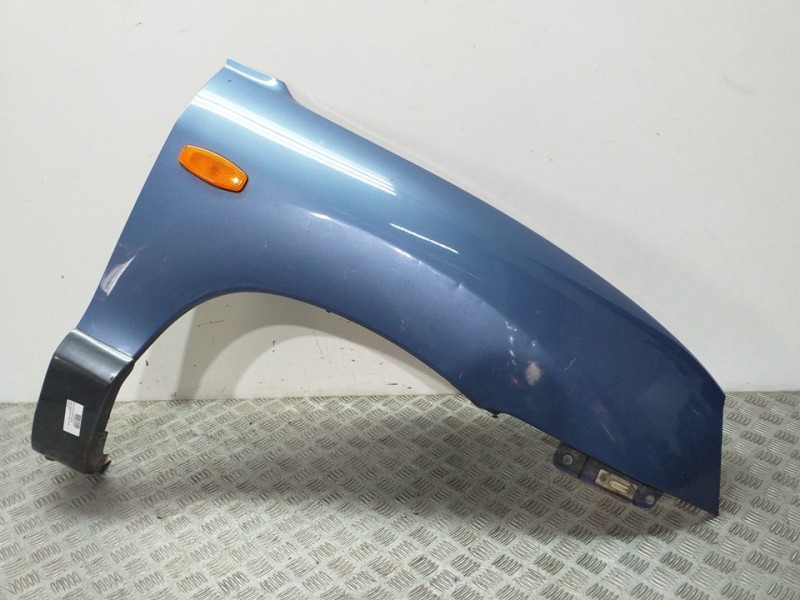 Recambio de aleta delantera derecha para hyundai santa fe (sm) 2.4 gls 4x4 referencia OEM IAM 6632126270  