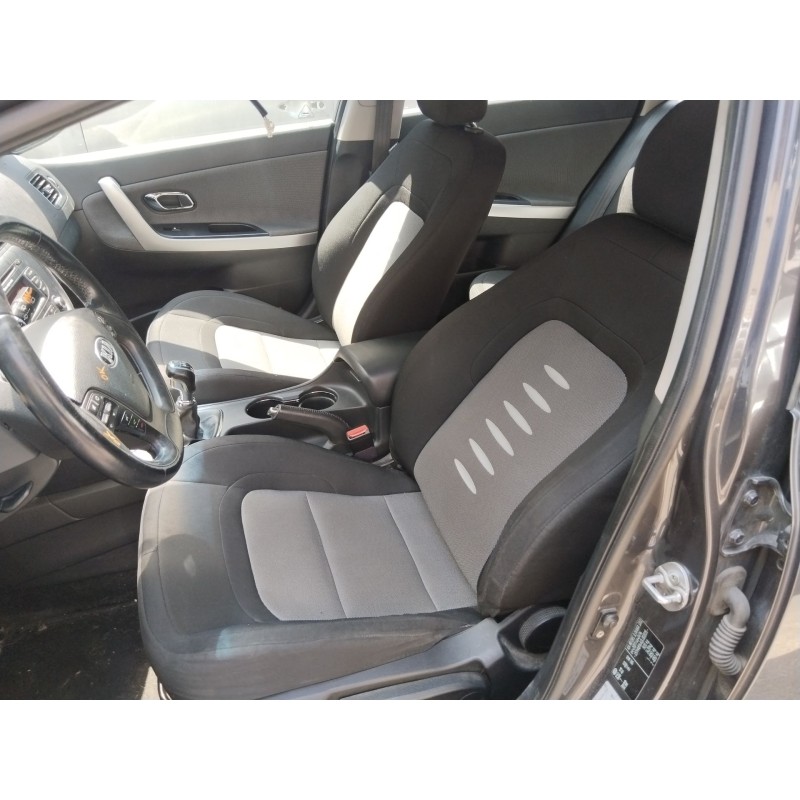 KIA CEE'D SPORTSWAGON (JD) - imagen 4