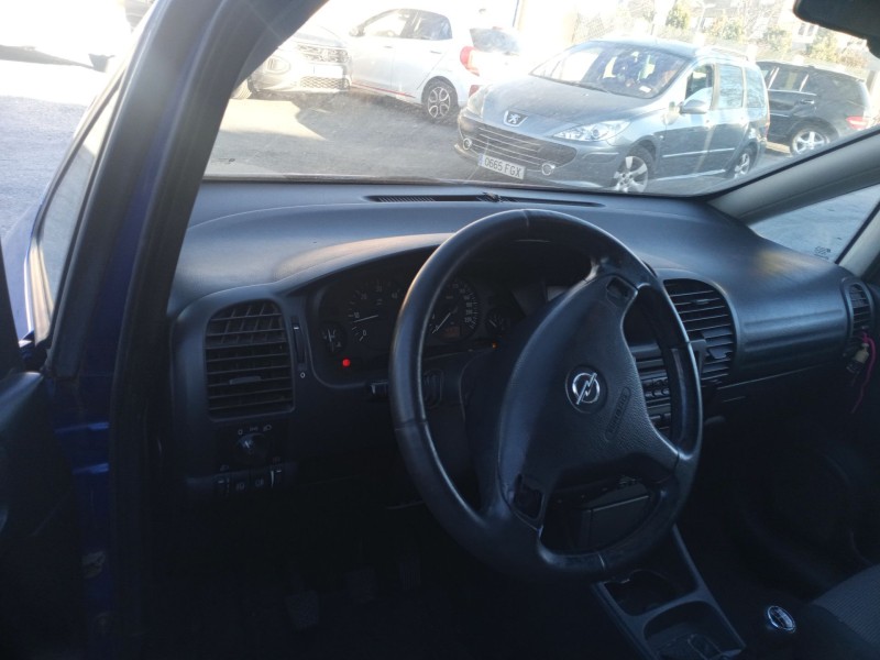 opel zafira a monospace (t98) del año 2005 opel zafira a monospace (t98) del año 2005