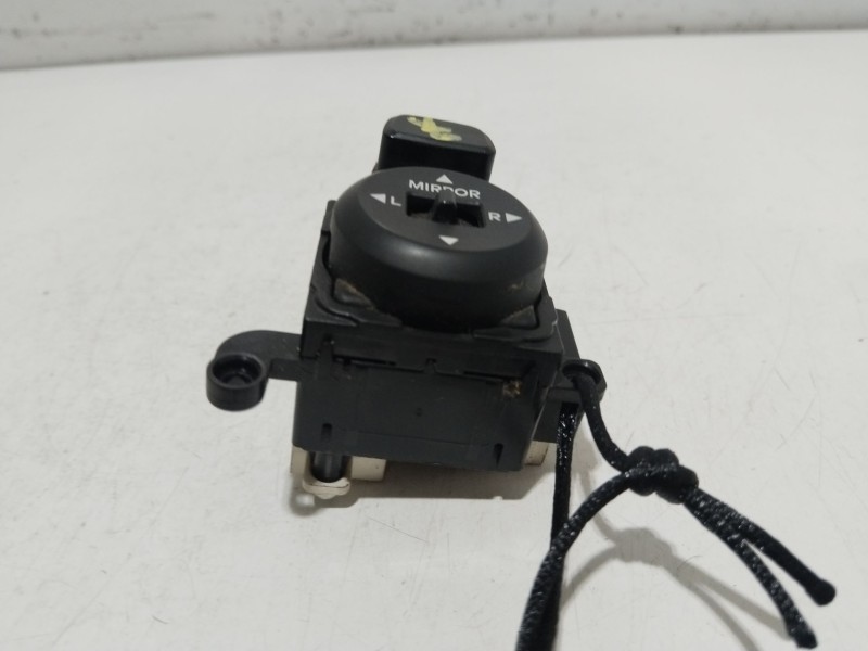 Recambio de mando retrovisor para hyundai i30 comfort referencia OEM IAM 66630  