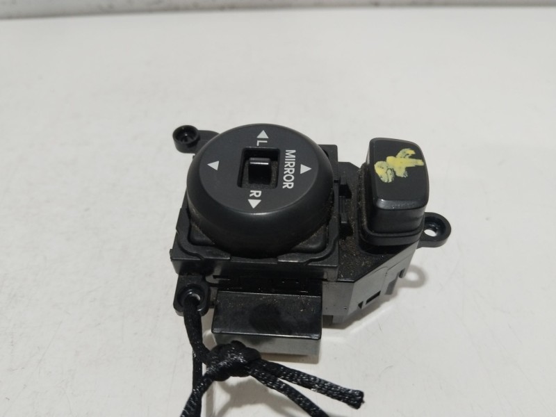 Recambio de mando retrovisor para hyundai i30 comfort referencia OEM IAM 66630  