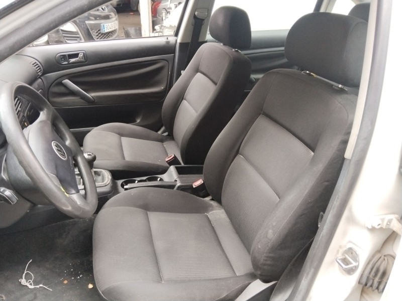 volkswagen passat b5.5 variant (3b6) del año 2001 volkswagen passat b5.5 variant (3b6) del año 2001