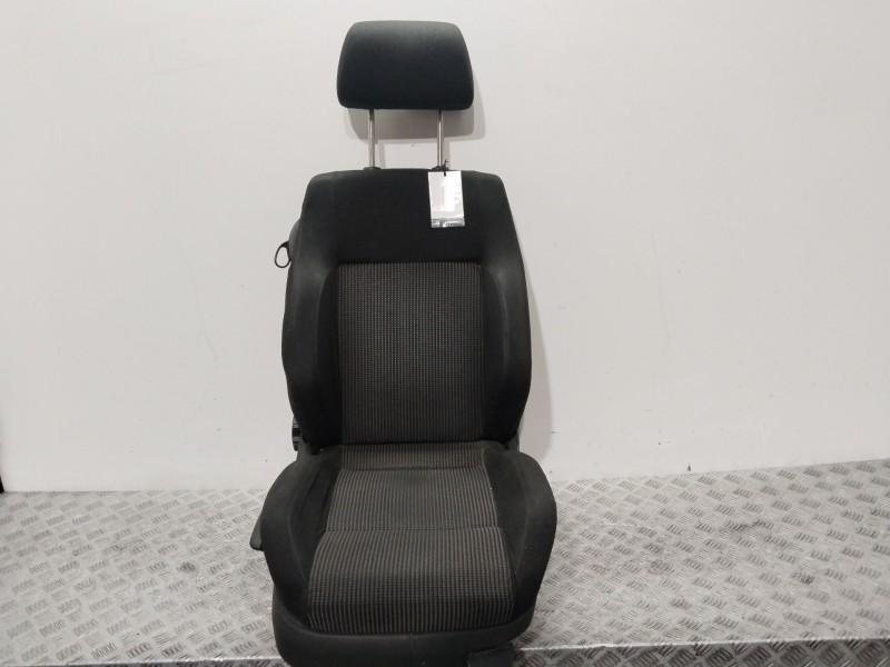Recambio de asiento delantero derecho para volkswagen golf iv berlina (1j1) conceptline referencia OEM IAM   