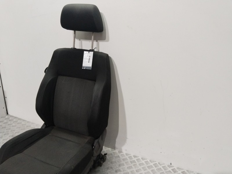 Recambio de asiento delantero derecho para volkswagen golf iv berlina (1j1) conceptline referencia OEM IAM   