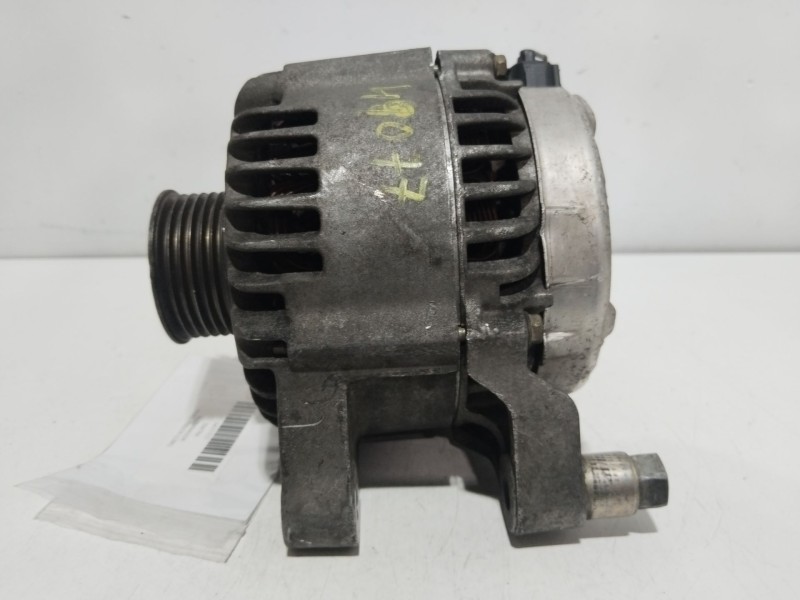 Recambio de alternador para ford fiesta (cbk) ambiente referencia OEM IAM 3S6TAA  
