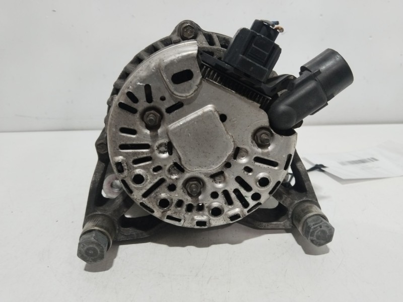 Recambio de alternador para ford fiesta (cbk) ambiente referencia OEM IAM 3S6TAA  