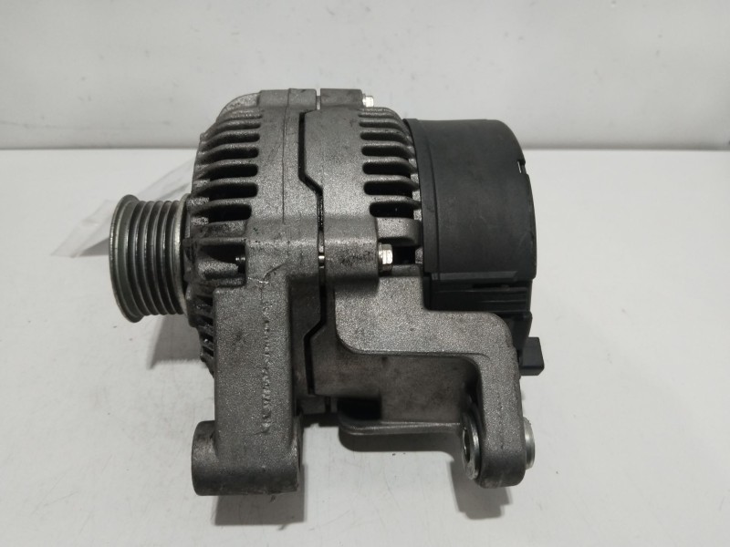 Recambio de alternador para opel corsa b top (e) referencia OEM IAM 0123120001  