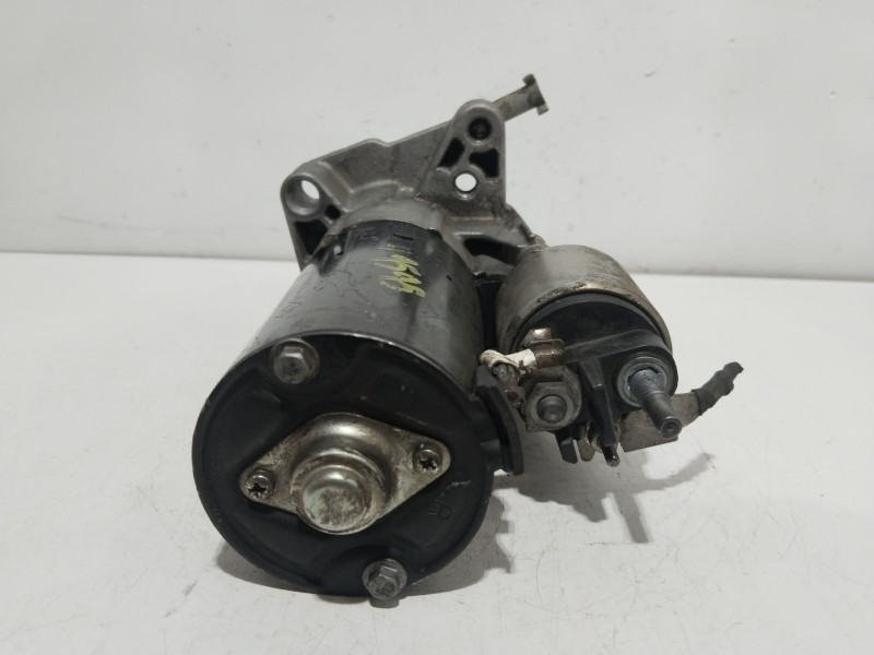 Recambio de motor arranque para renault megane iii berlina 5 p dynamique referencia OEM IAM 8200741476  