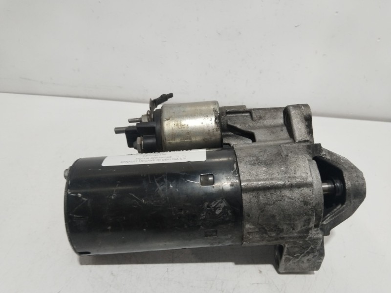 Recambio de motor arranque para renault megane iii berlina 5 p dynamique referencia OEM IAM 8200741476  