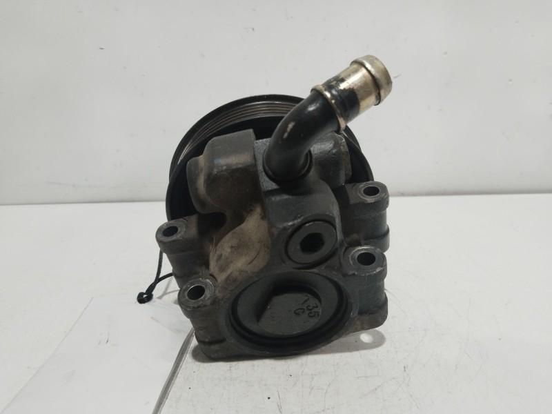 Recambio de bomba direccion para ford focus berlina (cak) ambiente referencia OEM IAM 1371089  