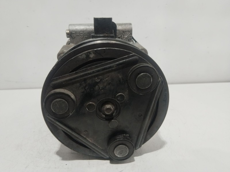 Recambio de compresor aire acondicionado para ford mondeo berlina ambiente referencia OEM IAM 1016001021  