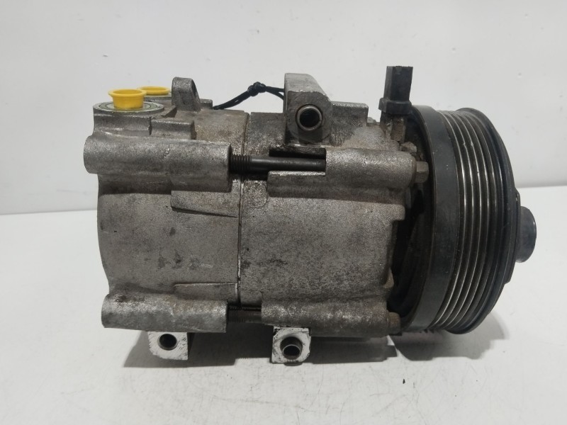 Recambio de compresor aire acondicionado para ford mondeo berlina ambiente referencia OEM IAM 1016001021  